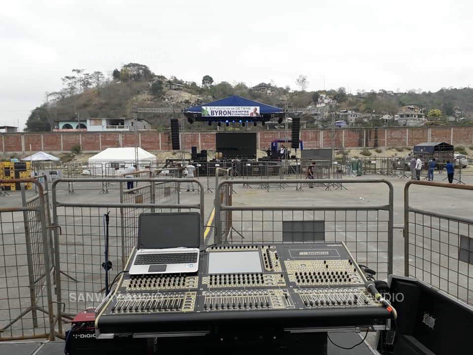 kara line array project case