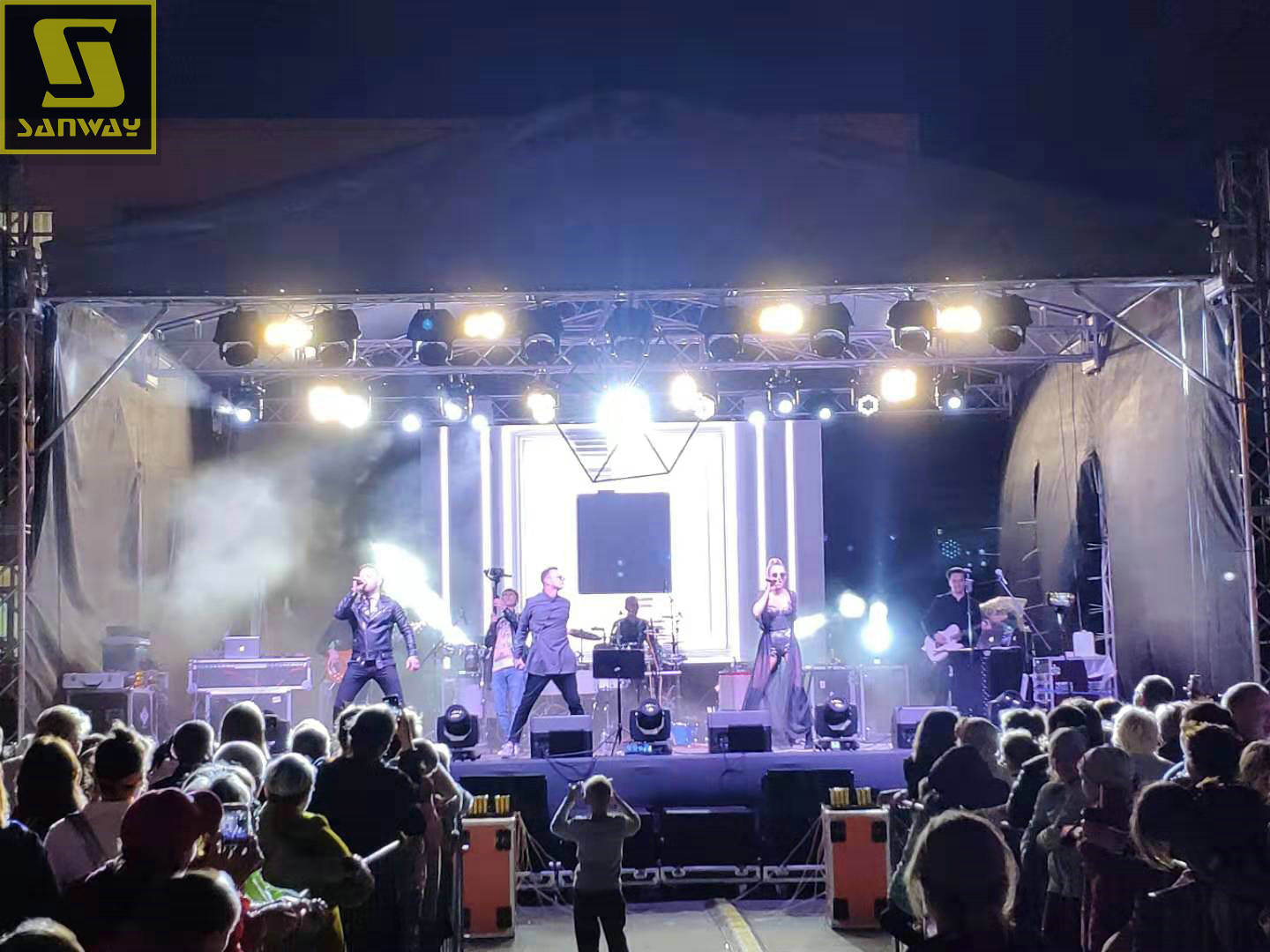 Kara line array and SB18 subwoofer