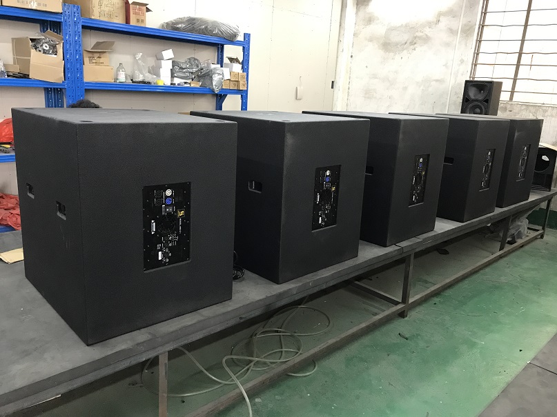 MT21A active subwoofer back.jpg